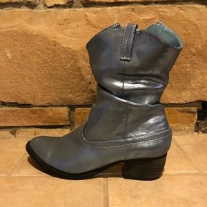 Brand new Hannah boots size 9